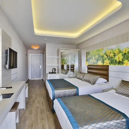 Hotel Opia *